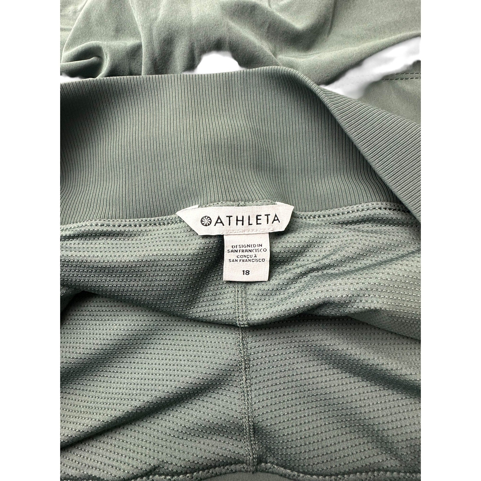 NEW - Athleta - Brooklyn Skort - Size 18 , Sage - Clean Girl